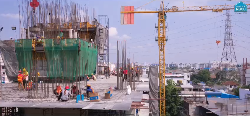 Skilled construction workforce at an Indian project site